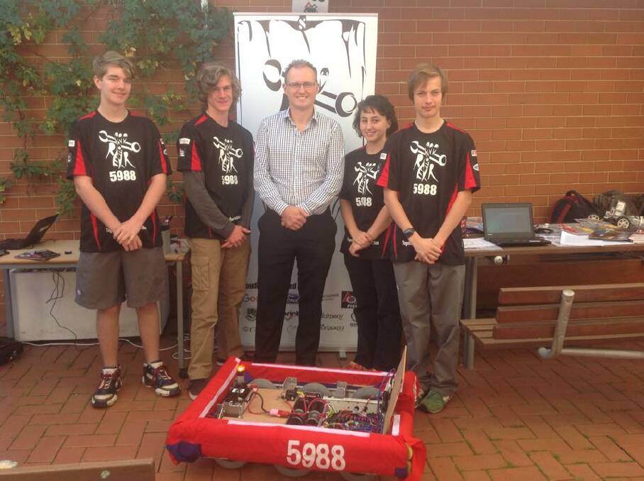 Robo Rebels with Liam O'Duibhir from IntoIT Sapphire Coast, organiser of the 2016 Regional Innovation Week. Pictured are Jacob Hicks, Rohan Hodge, Cyann Vlatkovic and Campbell Allison. 