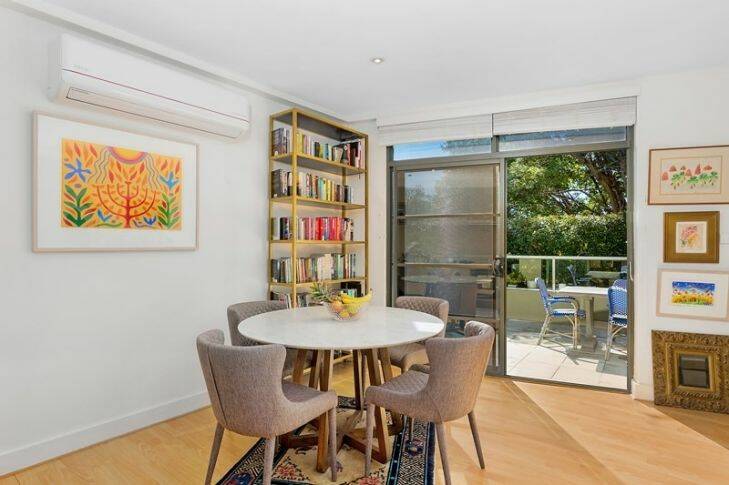 Six months makes all the difference for 'carbon copy' units in Darling Point