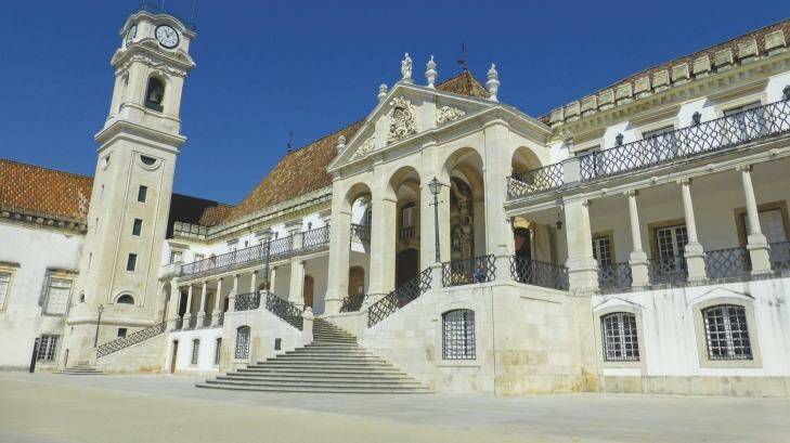Experience Portugal with Bunnik Tours.