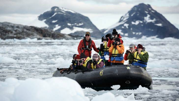 Aurora Expeditions still have some spaces in their upcoming photography cruises in Antarctica.
