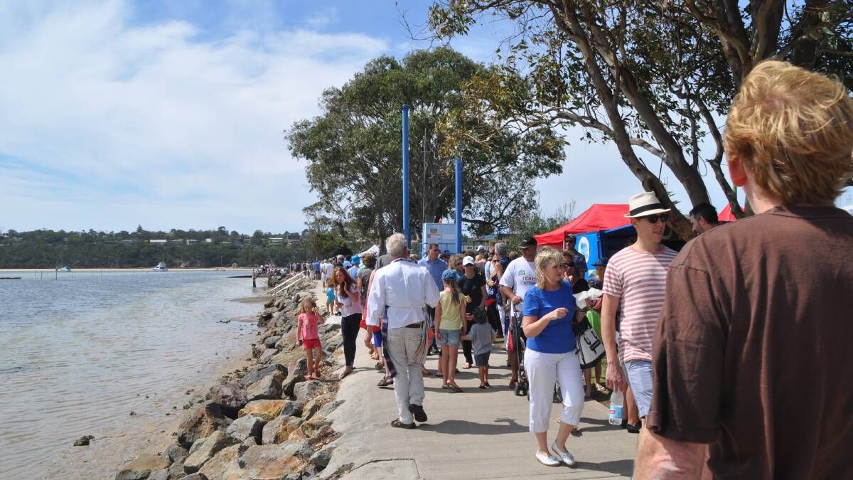 The weather was perfect for a foodie fest along the foreshore of Lake Merimbula as EAT Merimbula gave locals and visitors a taste of our finest produce.