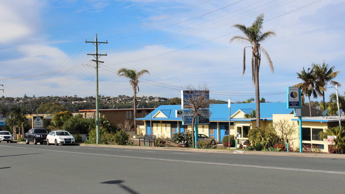 Two–hour parking restrictions are being introduced on this section of Merimbula Drive.