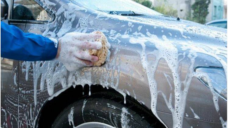 Car wash for cash: Supporting the Merimbula community