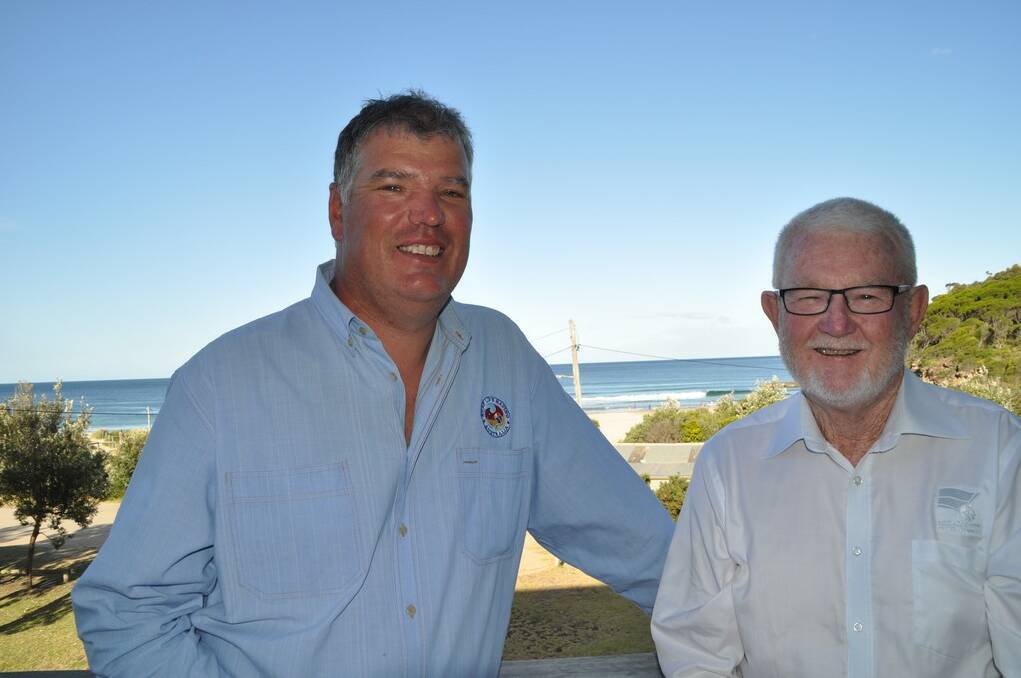 Club president, Don Hay, left, and president of Surf Life Saving NSW, Tony Haven. 