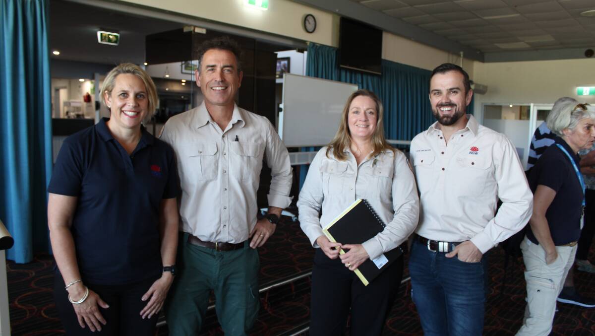 Heidi Stratford of the NSW Reconstruction Authority (left) with some of other emergency services personnel at the Coolagolite Bushfire Forum. She said that street parties are a good way for neighbours to get to know each other and build connections. Picture by Dr Holland's office