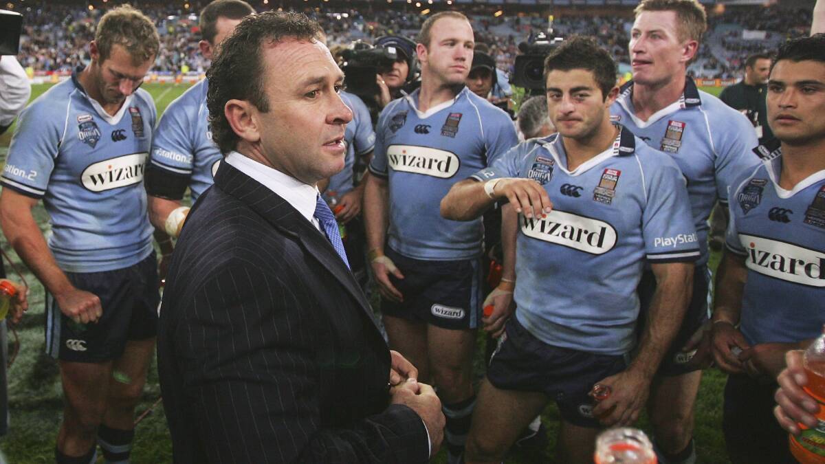 Canberra Raiders coach Ricky Stuart addresses his NSW Blues troops in 2005. Picture: Getty