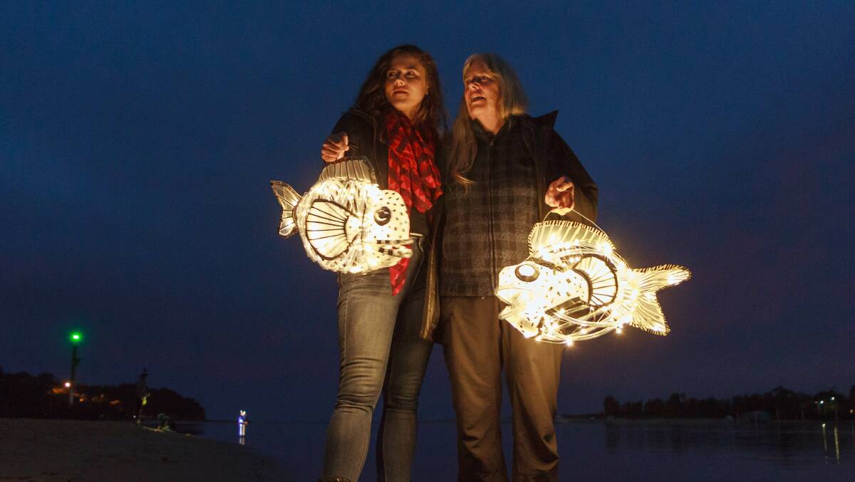 This stunning image of two walkers with their amazing "fish lanterns" was taken by Teena Burnell - Vincent. 
