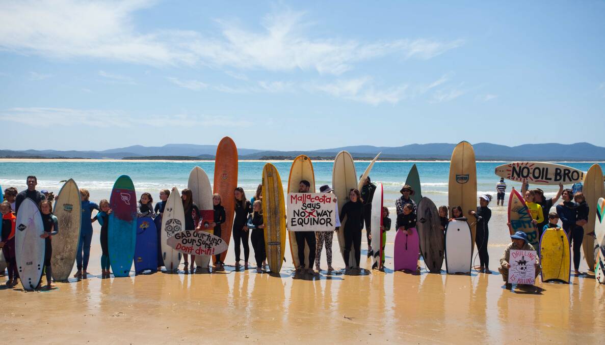  Our Surf Our Turf: Mallacoota community stand against oil drilling in the Great Australian Bight. Photo: Rachel Mounsey