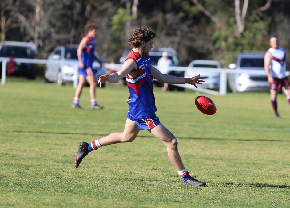 The Merimbula Diggers reeled back five goals in the last quarter against Tathra to go down by just five points on Saturday. 