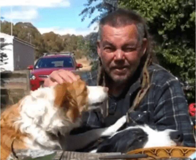Christopher Fowell has been reported missing from a campsite in Bendoc and both Victorian and NSW Police are looking for any info. 