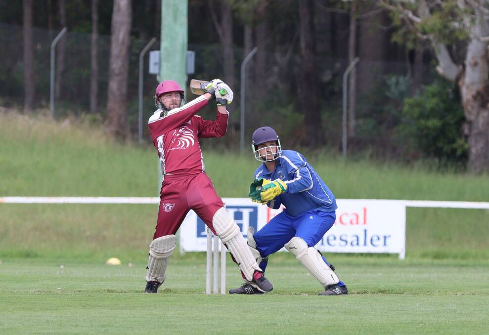Chris Dwyer built a strong partnership through the middle order that hurt the Bluedogs' hunt for a grand final place on Saturday. 