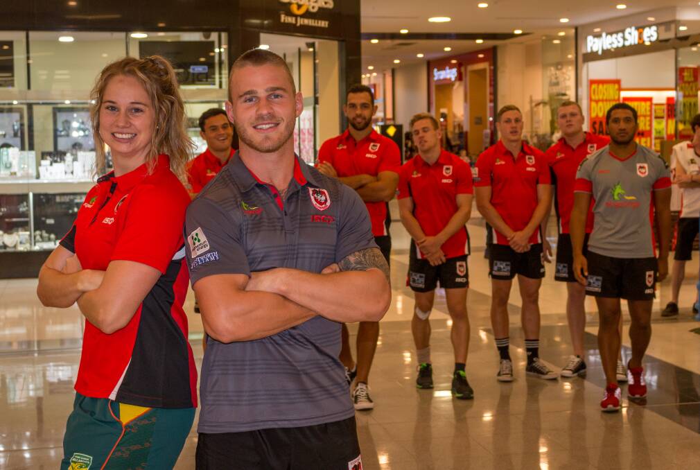 St George Illawarra Dragons Kezie Apps and Euan Aitken will be among the players and staff touring fire-affected communities as part of a relief tour. 