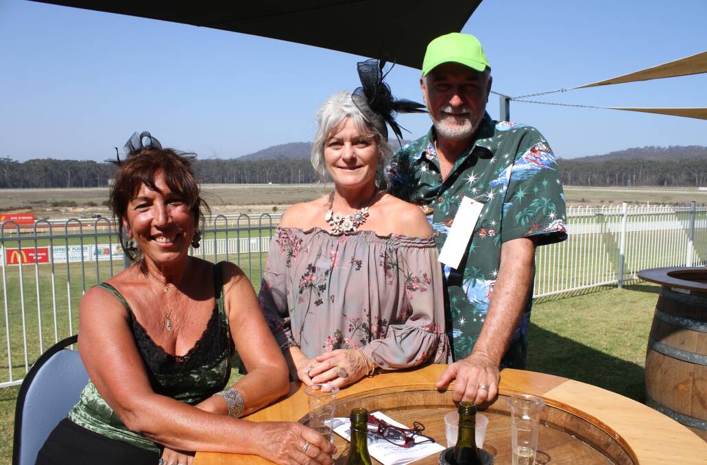Juanita Serrano from Tantawangalo, Cindy Williams from Mogilla and Phil Elsey from Millingandi enjoy last year's BDN race day.