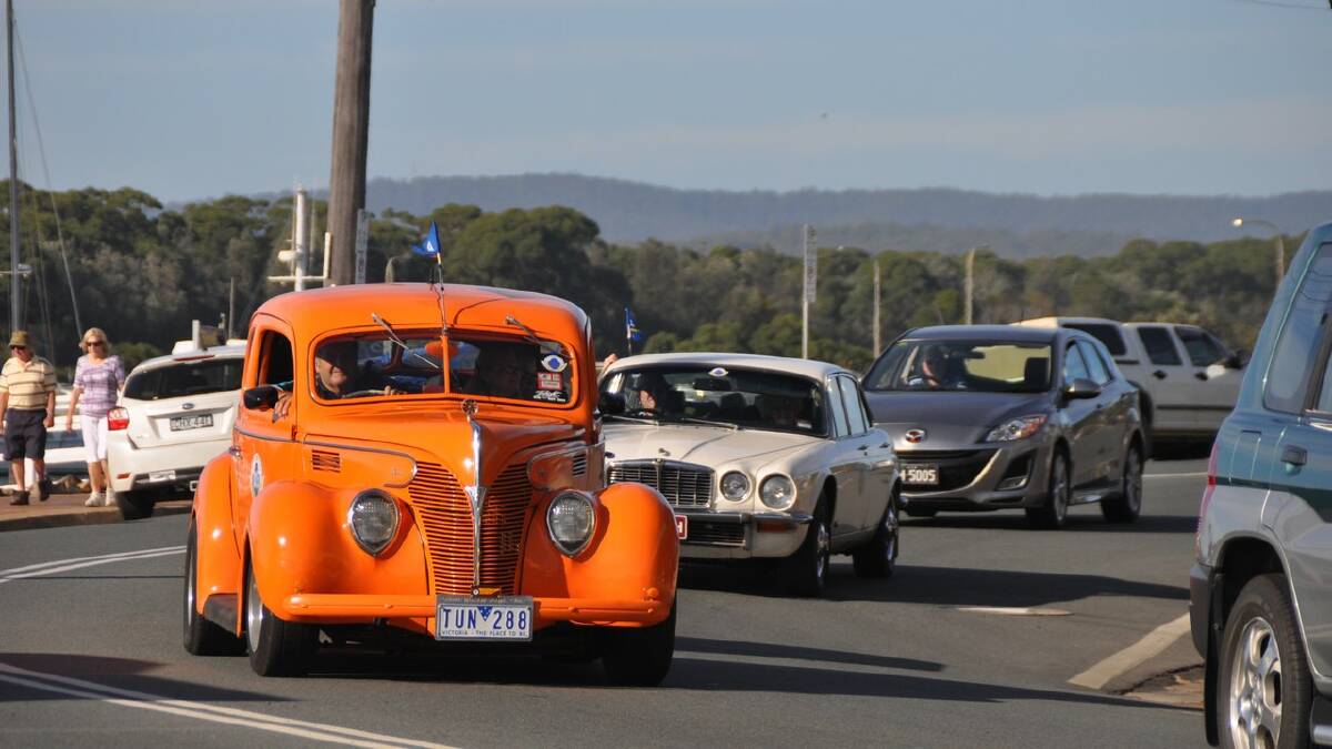 Cars from the Royal Automobile Club of Victoria drove through Merimbula on their Fly the Flag tour.