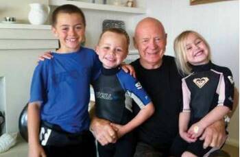 Bob Fulton has been remembered as a dedicated family man during his state funeral on Friday.